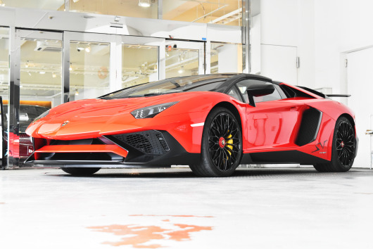 AVENTADOR ｶｽﾀﾑ