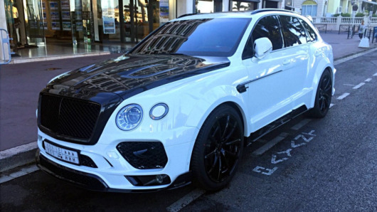 ベンテイガ　ベンタイガ　マンソリー　ベントレー　SUV　エアロ　カスタム