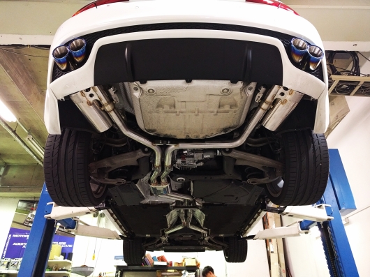 Audi バルブ Audi バルブ