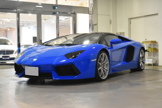 Aventador カスタム　マフラー