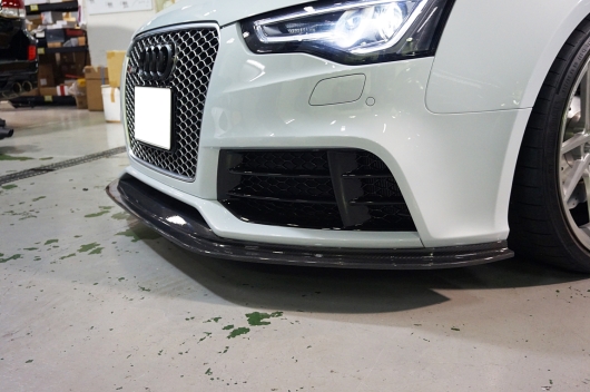 Audi カーボン エアロ