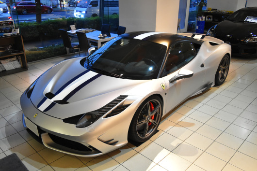 458 スペチアーレ　カスタム