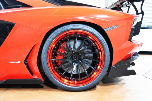 Lamborghini Ferrari Maserati ホイール 鍛造 オーダー