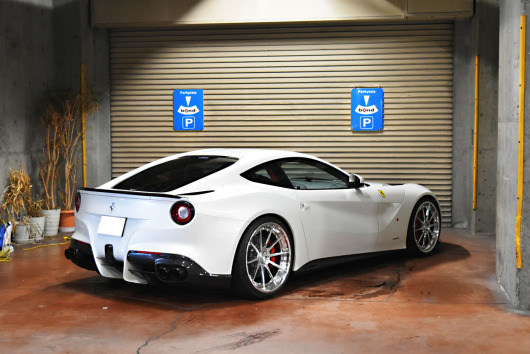 フェラーリ F12 F12TDF ADV.1 ADV1 ローダウン サス フェラーリ F12 F12TDF ADV.1 ADV1 ローダウン サス