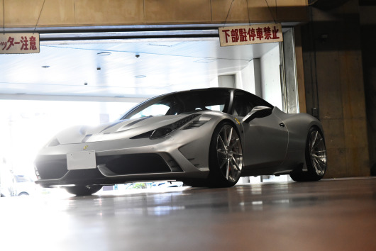 フェラーリ　458 スペチアーレ　カスタム　ホイール　ローダウン　マフラー　ロベルタ　ラッピング
