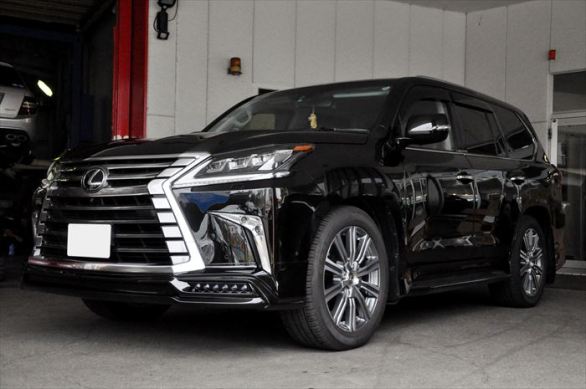 LEXUS LX570