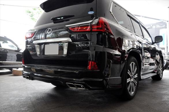 LEXUS LX570
