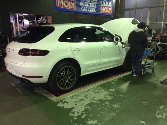 MACAN LEDヘッドライト