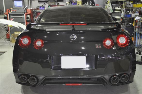 AKRAPOVIC GTR