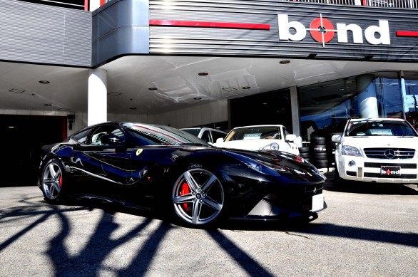 Ferrari F12 berlinetta Ferrari F12 berlinetta