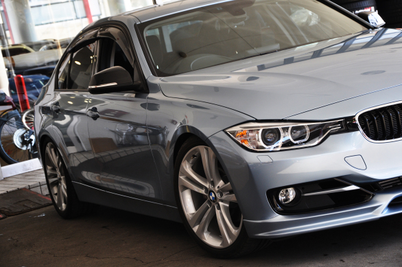F30