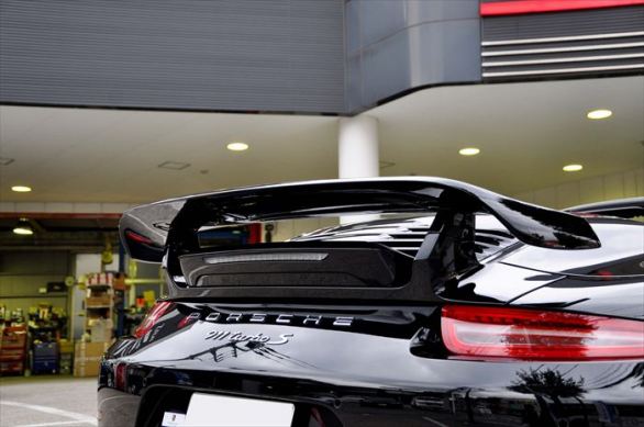 TECHART リアスポイラー�