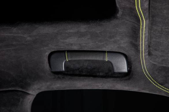 techart_for_porsche_macan_roof_stitching_0.jpg