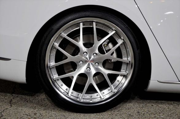 AUDI A8 HYPER FORGED