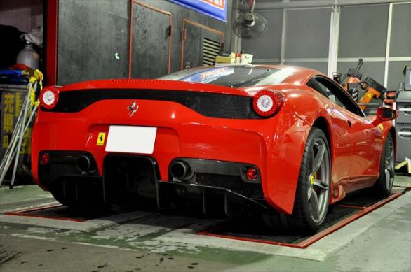 458 SPECHIALE