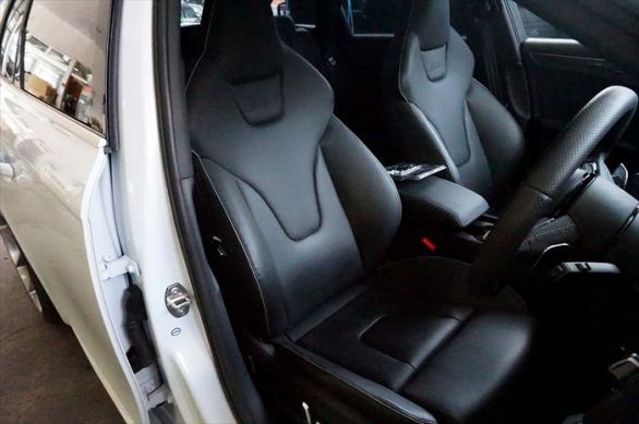 RECARO SEAT