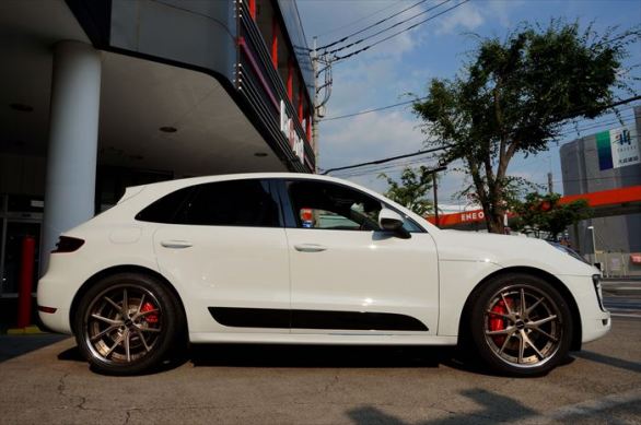 MACAN TURBO