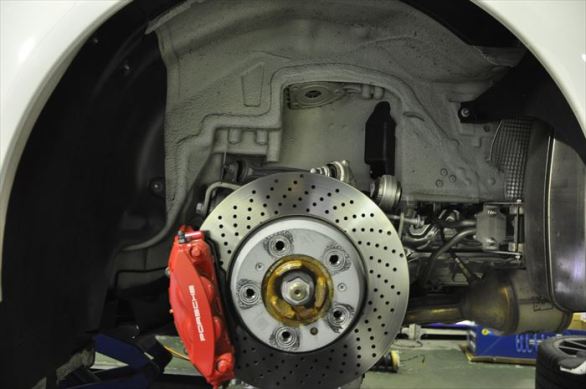 PORSCHE 991 B16
