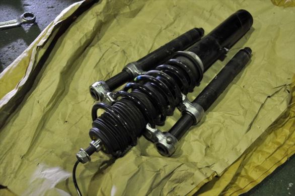 BILSTEIN B16