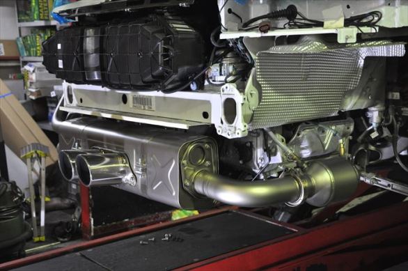 991 GT3 AKRAPOVIC