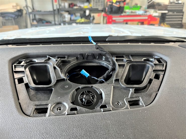 BMW M3 FOCAL スピーカー交換