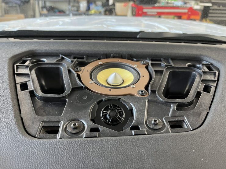 BMW M3 FOCAL スピーカー交換