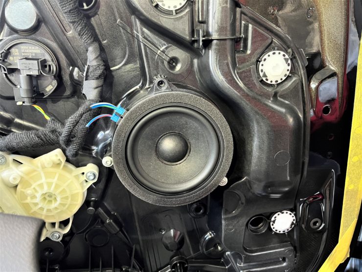 BMW M3 FOCAL スピーカー交換