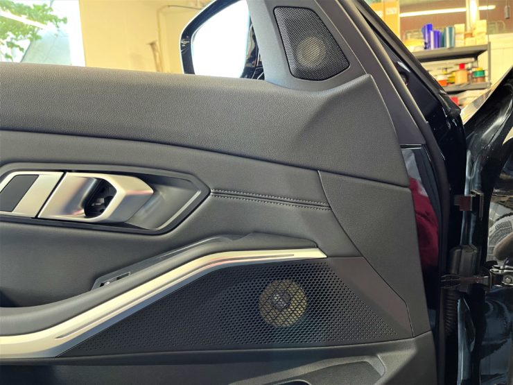 BMW M3 FOCAL スピーカー交換
