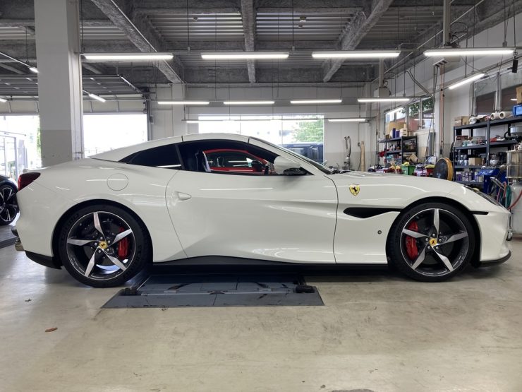フェラーリ　ポルトフィーノ　車高ダウン　ダウンサス　ロベルタリフター　ASRバルブ開閉システム　デジタルインナーミラー　キャリパーペイント　BOND　葛飾　 東京都　輸入車カスタム