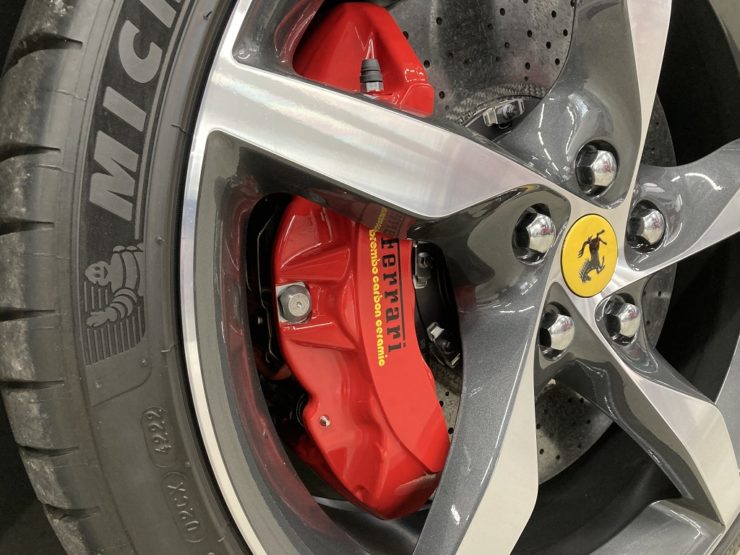フェラーリ　ポルトフィーノ　車高ダウン　ダウンサス　ロベルタリフター　ASRバルブ開閉システム　デジタルインナーミラー　キャリパーペイント　BOND　葛飾　 東京都　輸入車カスタム