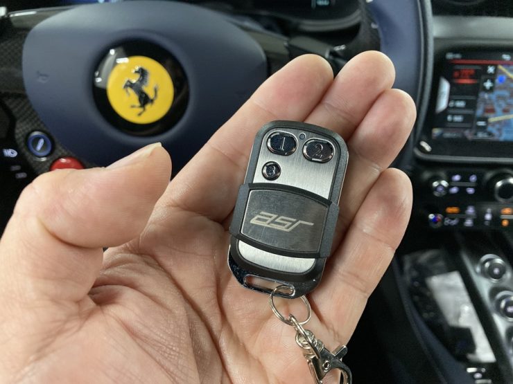 フェラーリ　ポルトフィーノ　車高ダウン　ダウンサス　ロベルタリフター　ASRバルブ開閉システム　デジタルインナーミラー　キャリパーペイント　BOND　葛飾　 東京都　輸入車カスタム