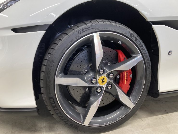 フェラーリ　ポルトフィーノ　車高ダウン　ダウンサス　ロベルタリフター　ASRバルブ開閉システム　デジタルインナーミラー　キャリパーペイント　BOND　葛飾　 東京都　輸入車カスタム