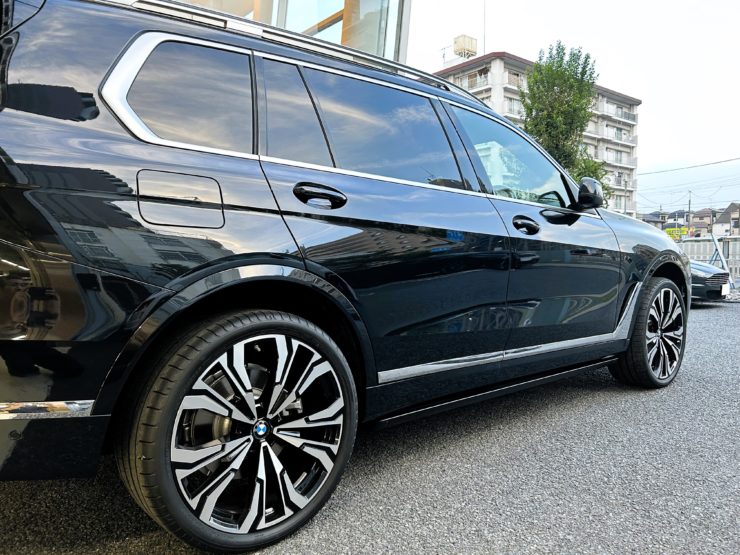 BMW G07 X7 電動サイドステップ bond 葛飾
