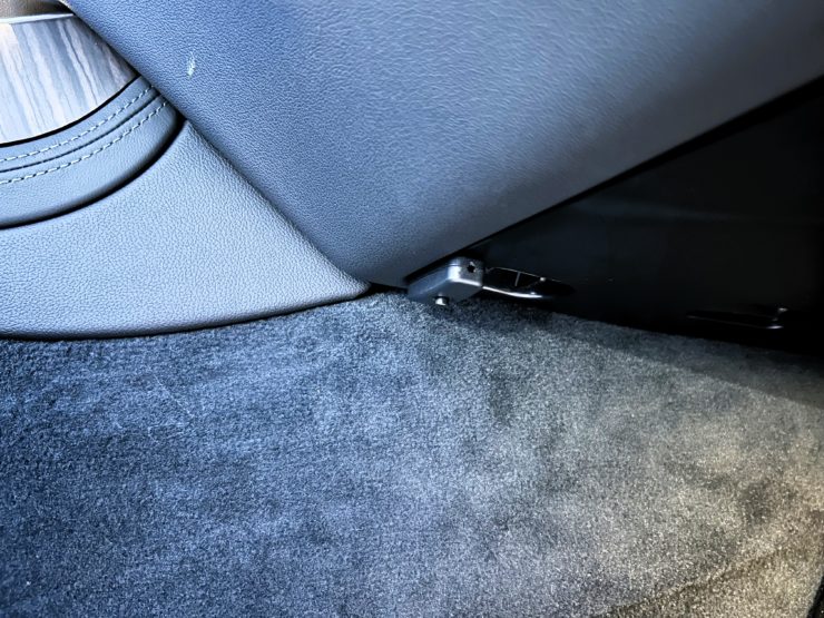 BMW G07 X7 電動サイドステップ bond 葛飾