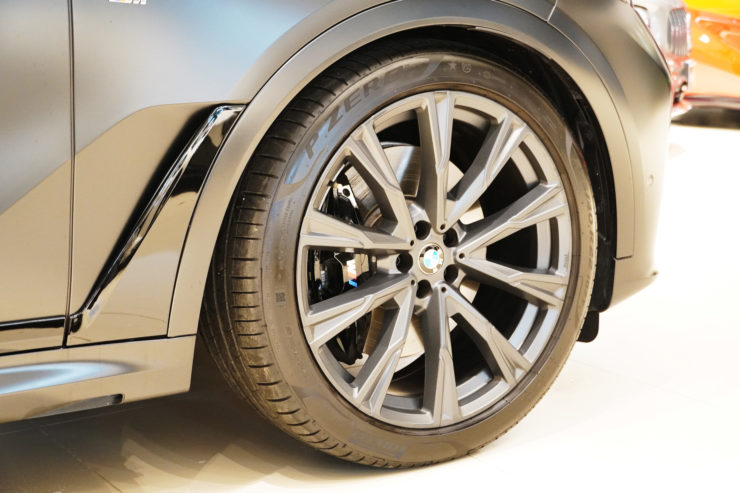 22インチBMWインディビジュアルホイール Mスポーツブレーキ