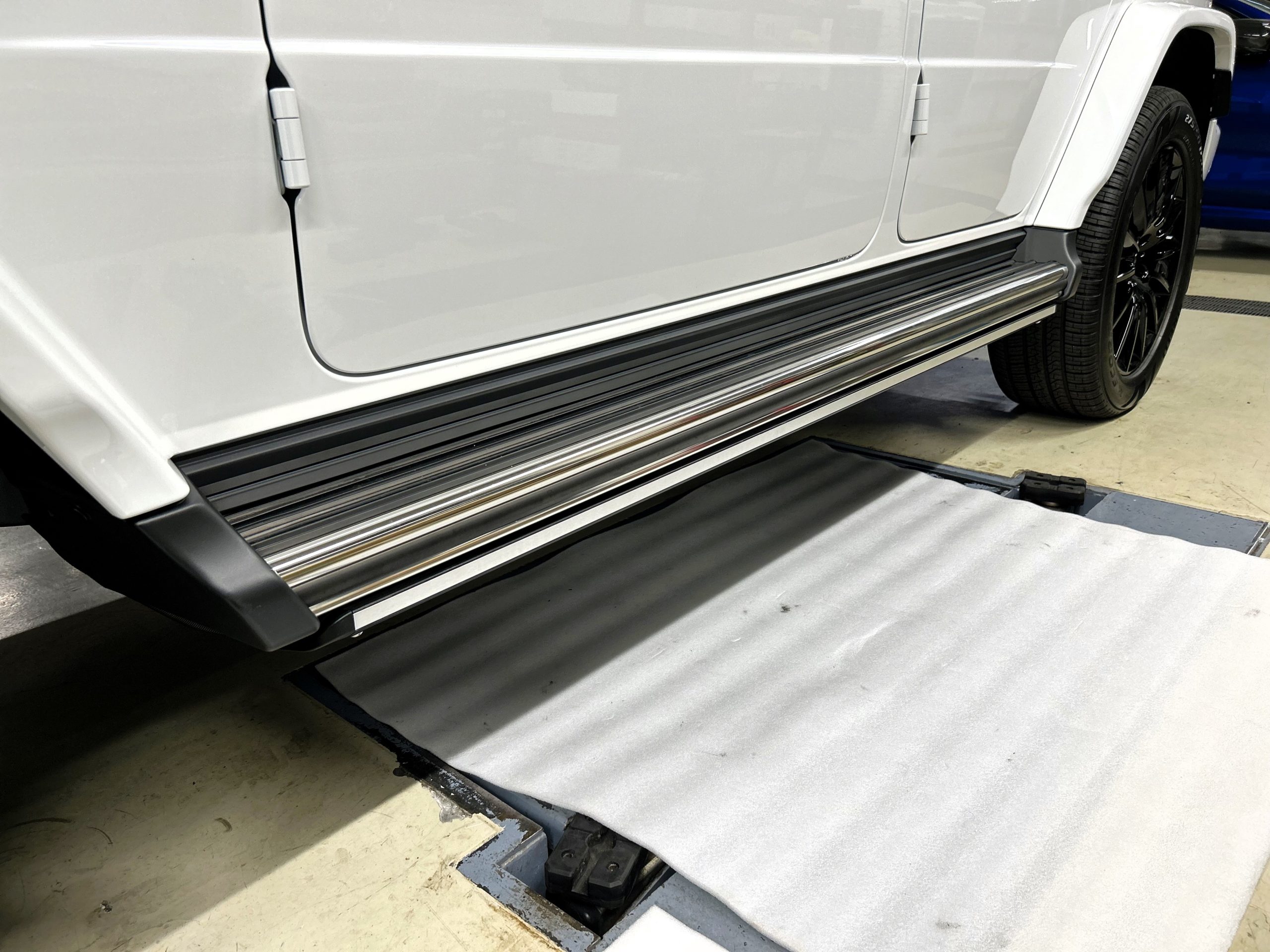 ﾍﾞﾝﾂ ｹﾞﾚﾝﾃﾞ Gｸﾗｽ W463A 電動ｻｲﾄﾞｽﾃｯﾌﾟ bond 葛飾