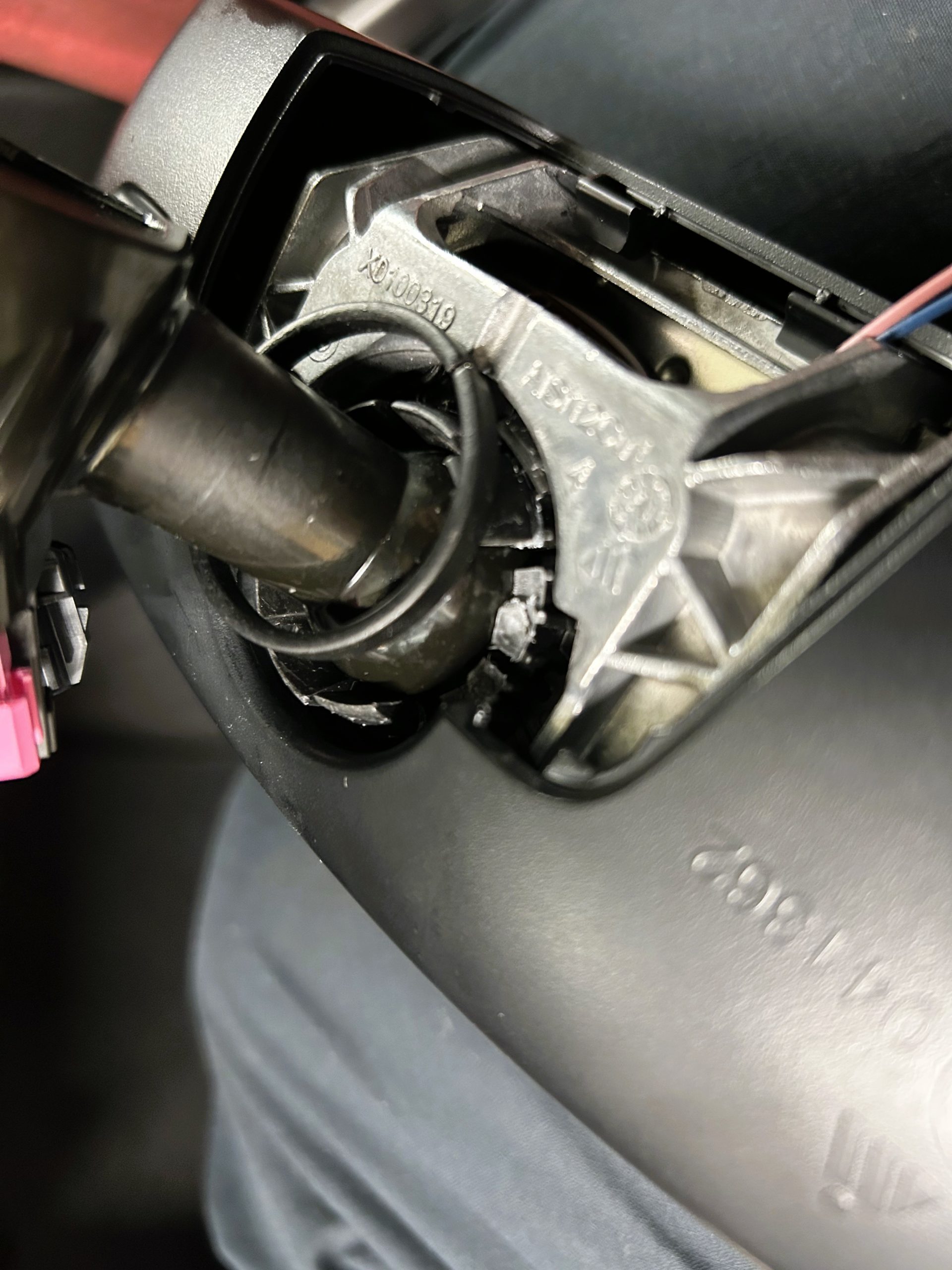 BMW F36 4シリーズ ルームミラー修理 bond 葛飾