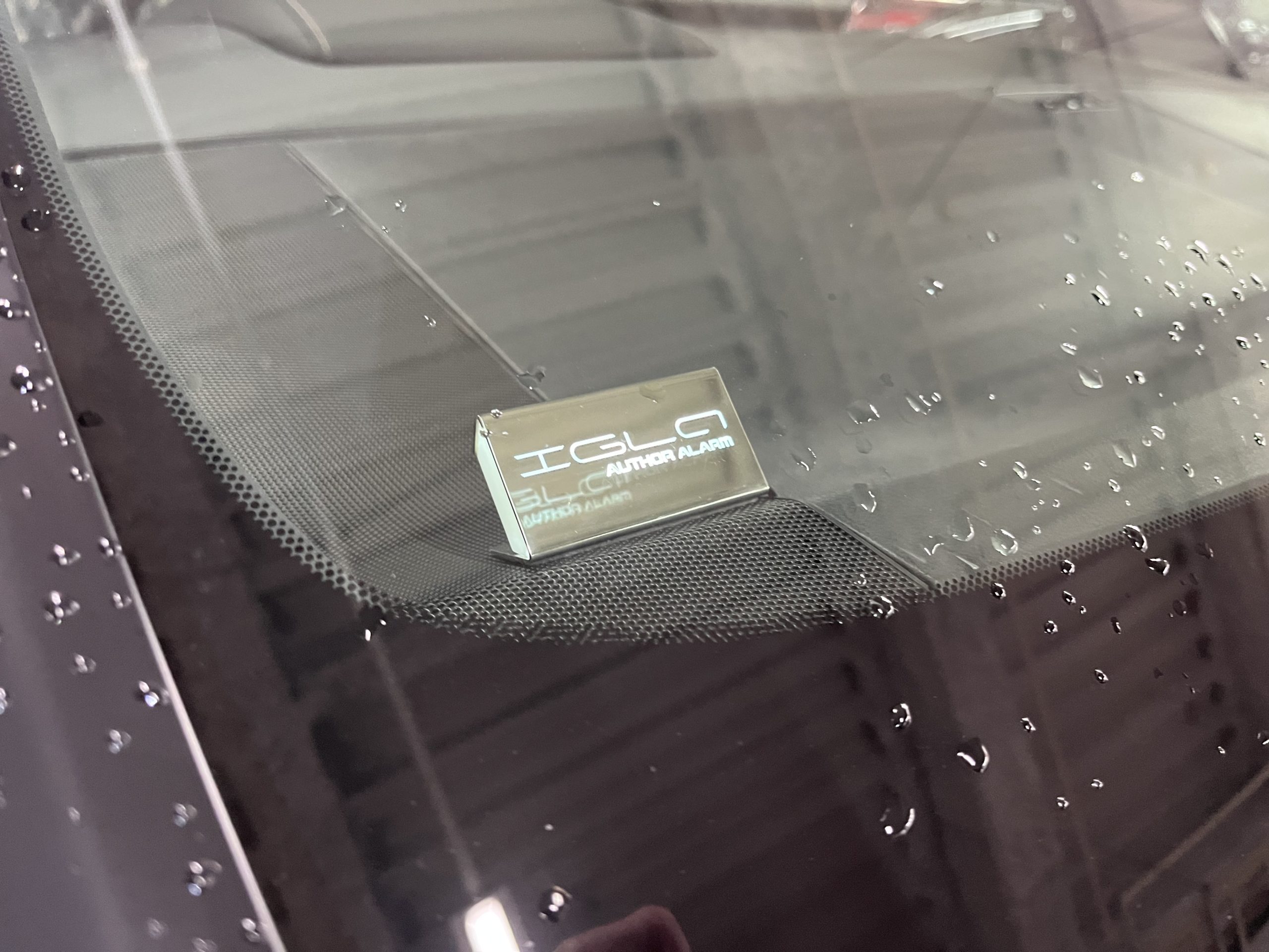 アルファードセキュリティ　ヴェルファイアセキュリティ　レクサスセキュリティ　トヨタ盗難　イグラ　IGLA　オーサーアラーム　Bond葛飾