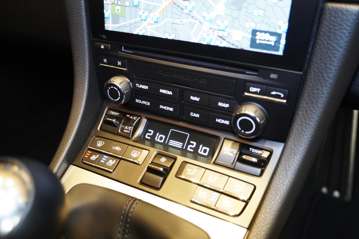 ボンド葛飾 PORSCHE 718 Boxster GTS4.0