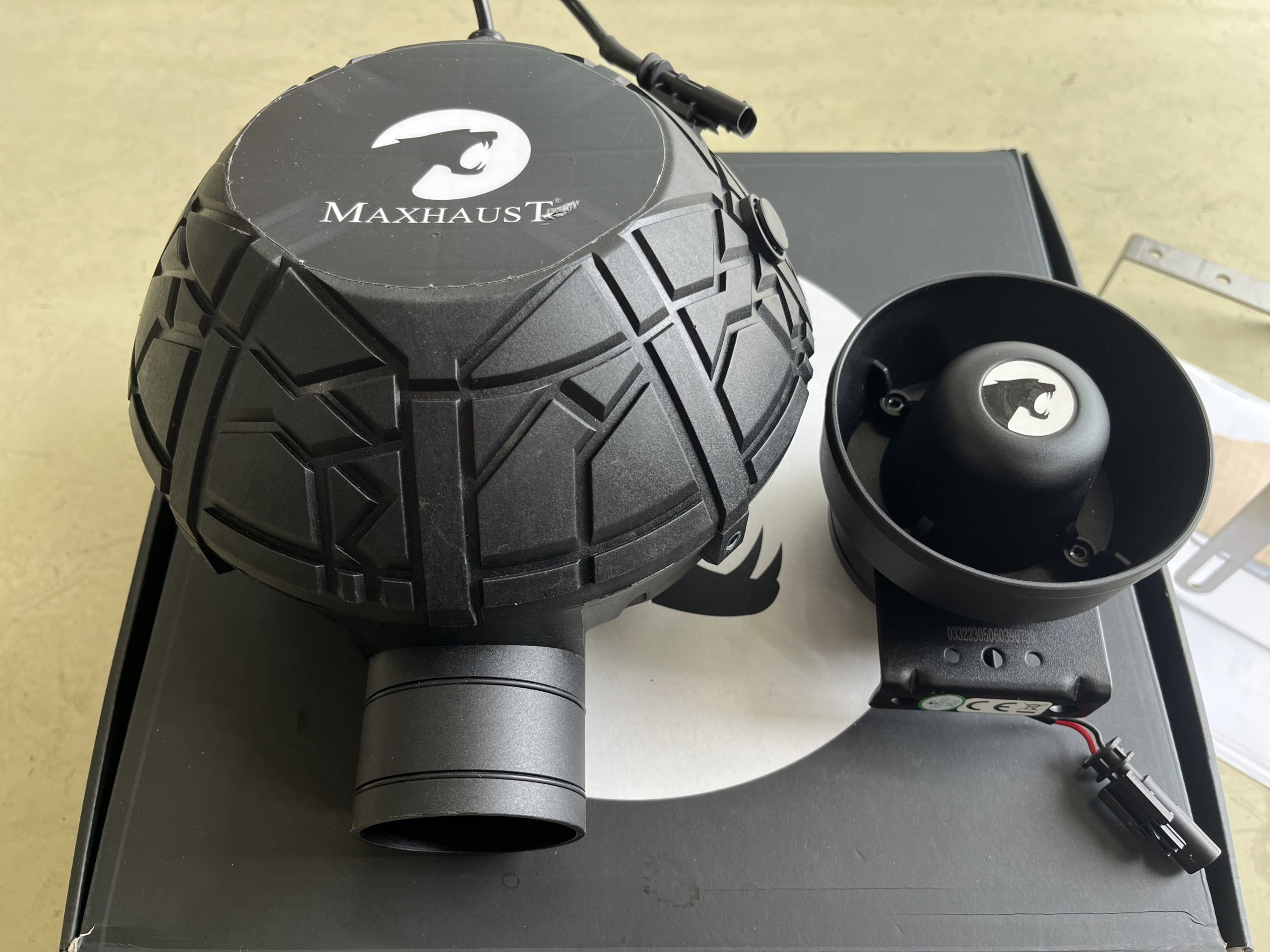 レンジローバー マグゾースト取付 マフラー交換