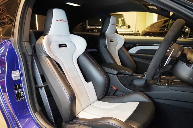 ボンド葛飾 BMW M4 Edition Heritage