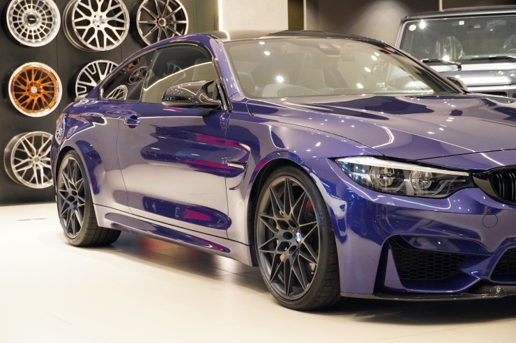 ボンド葛飾 BMW M4 Edition Heritage