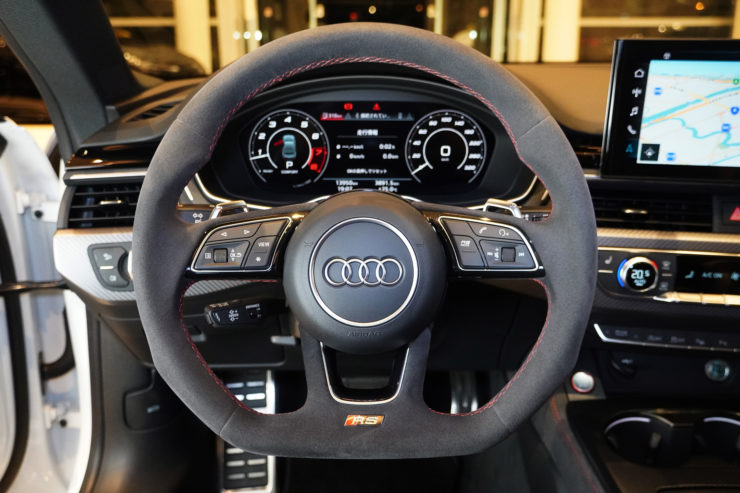 ボンド葛飾　アウディ　RS5　クーペ
