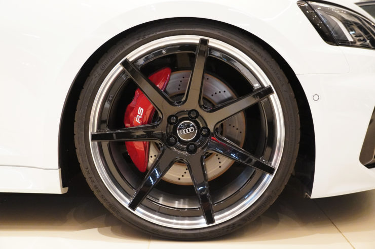 ボンド葛飾　アウディ　RS5　クーペ