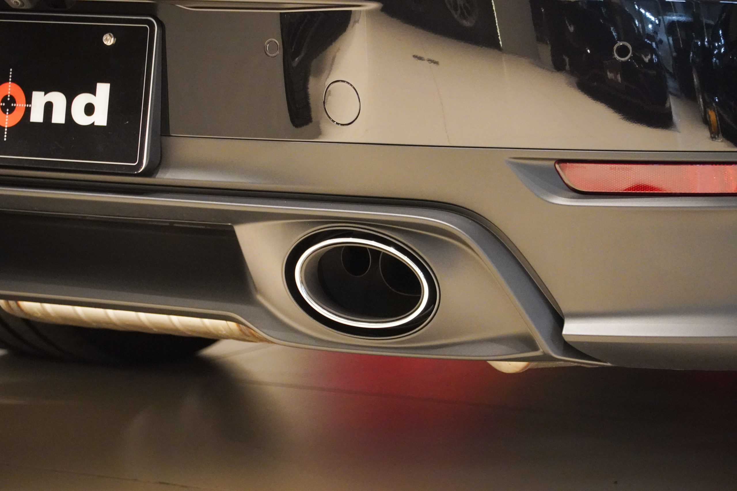 ボンド葛飾 ポルシェ911カレラ(992.2)