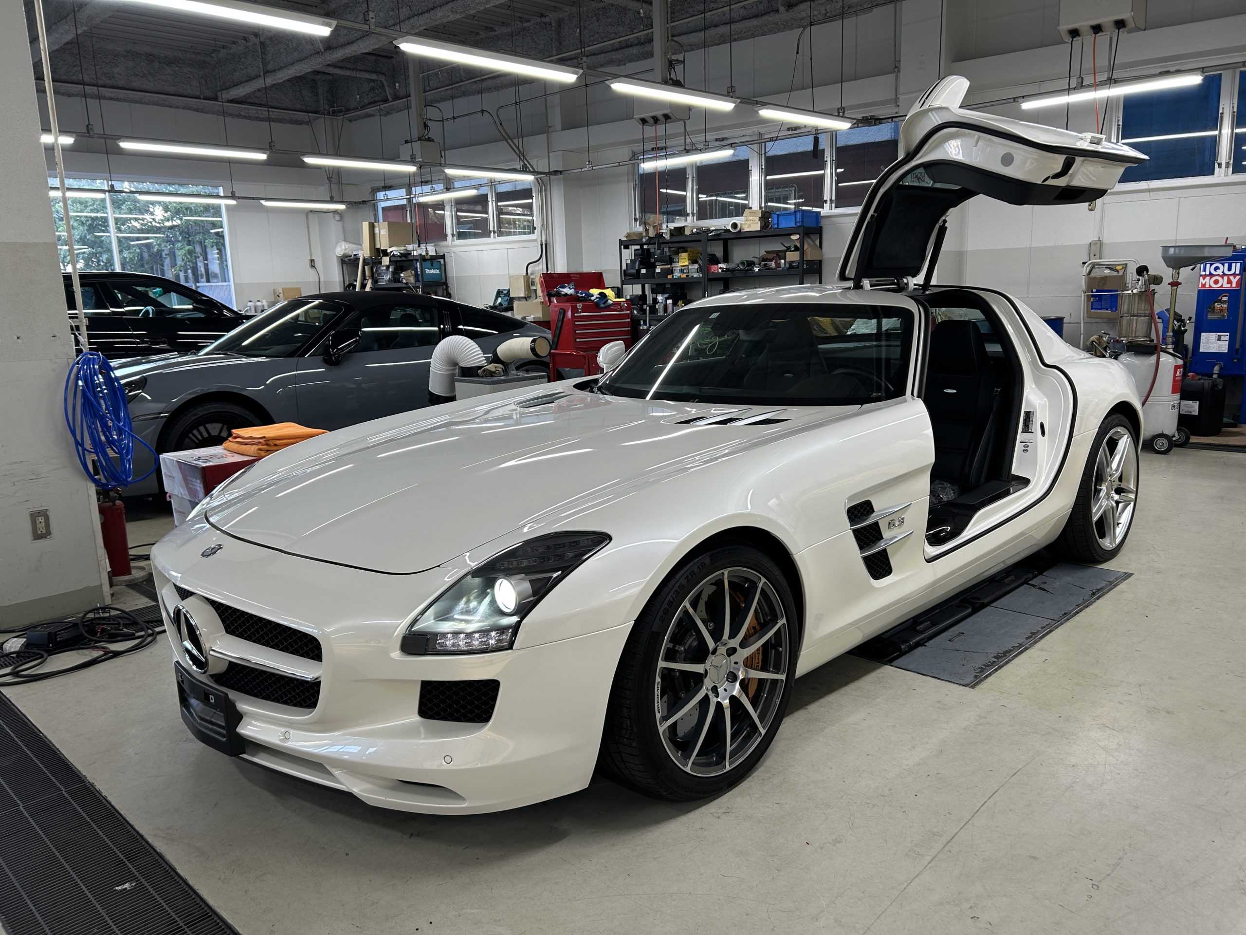 フェラーリ 296GTS ドライブレコーダー レーダー探知機 ベンツ SLS VIPER セキュリティ BOND 葛飾店 東京都