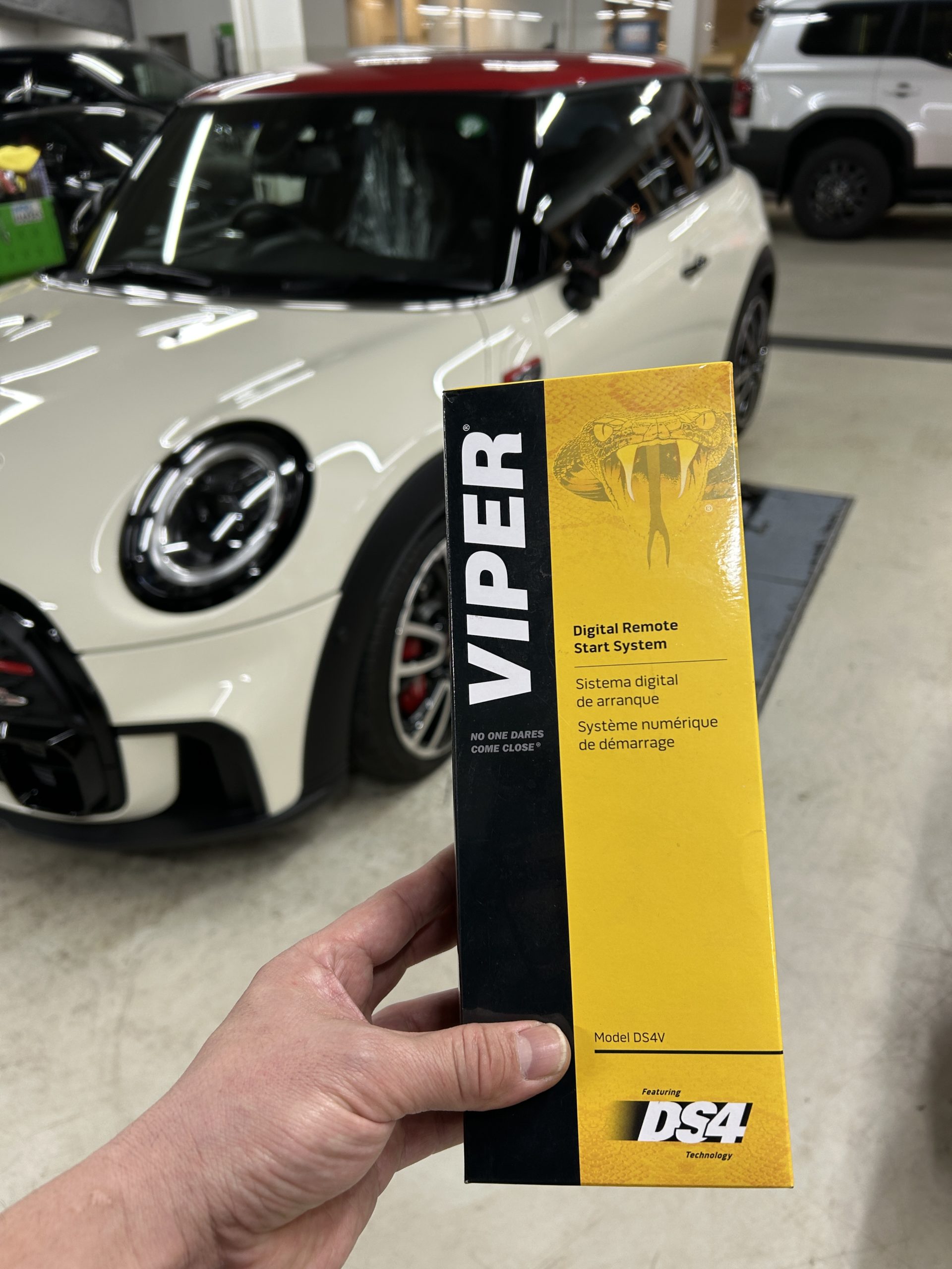MINI BMWMINI　VIPER　エンジンスターター　BOND　葛飾　