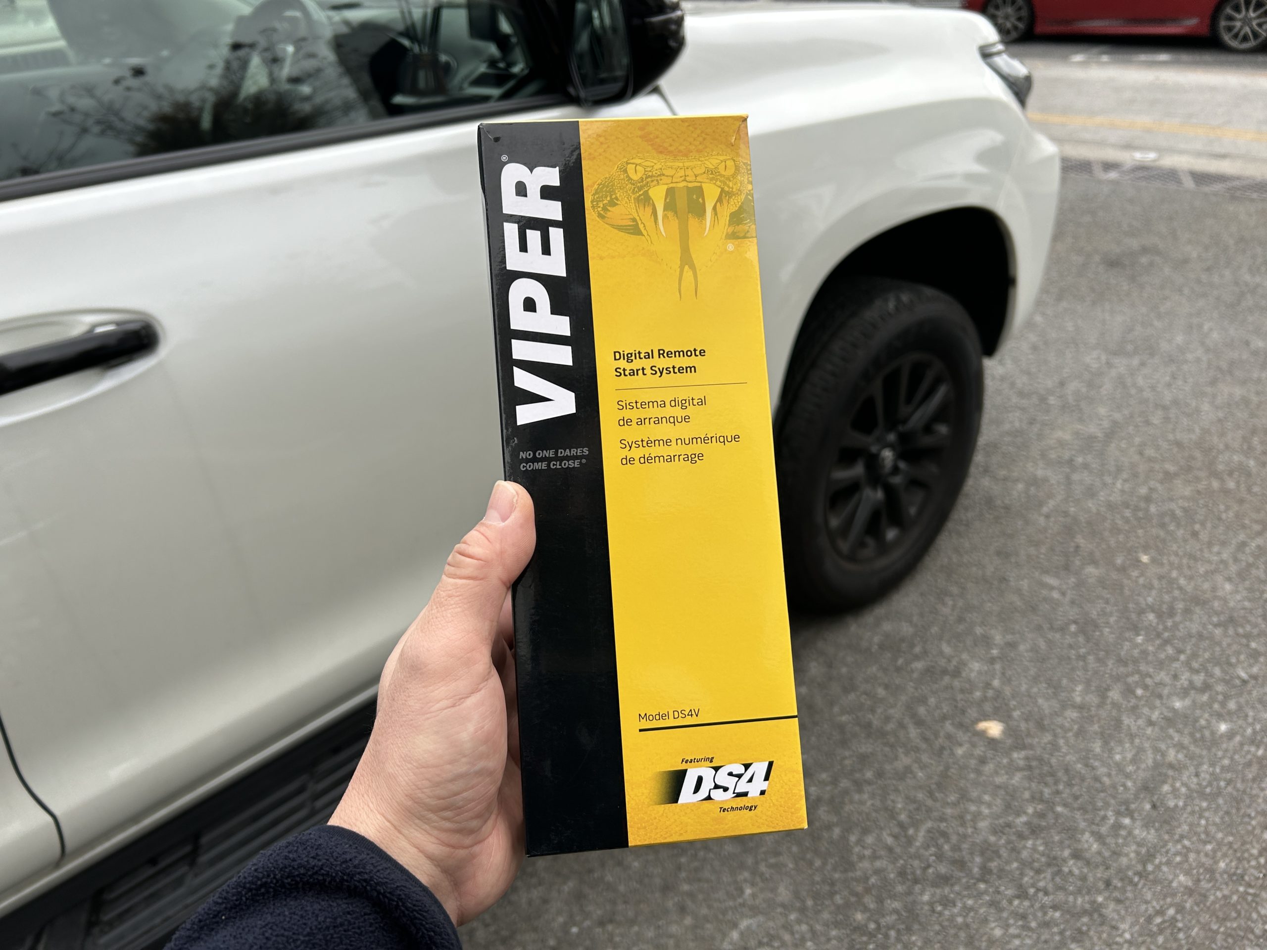 ランドクルーザープラド　ランクルプラド　トヨタ　VIPER　エンジンスターター　セキュリティ東京都　葛飾