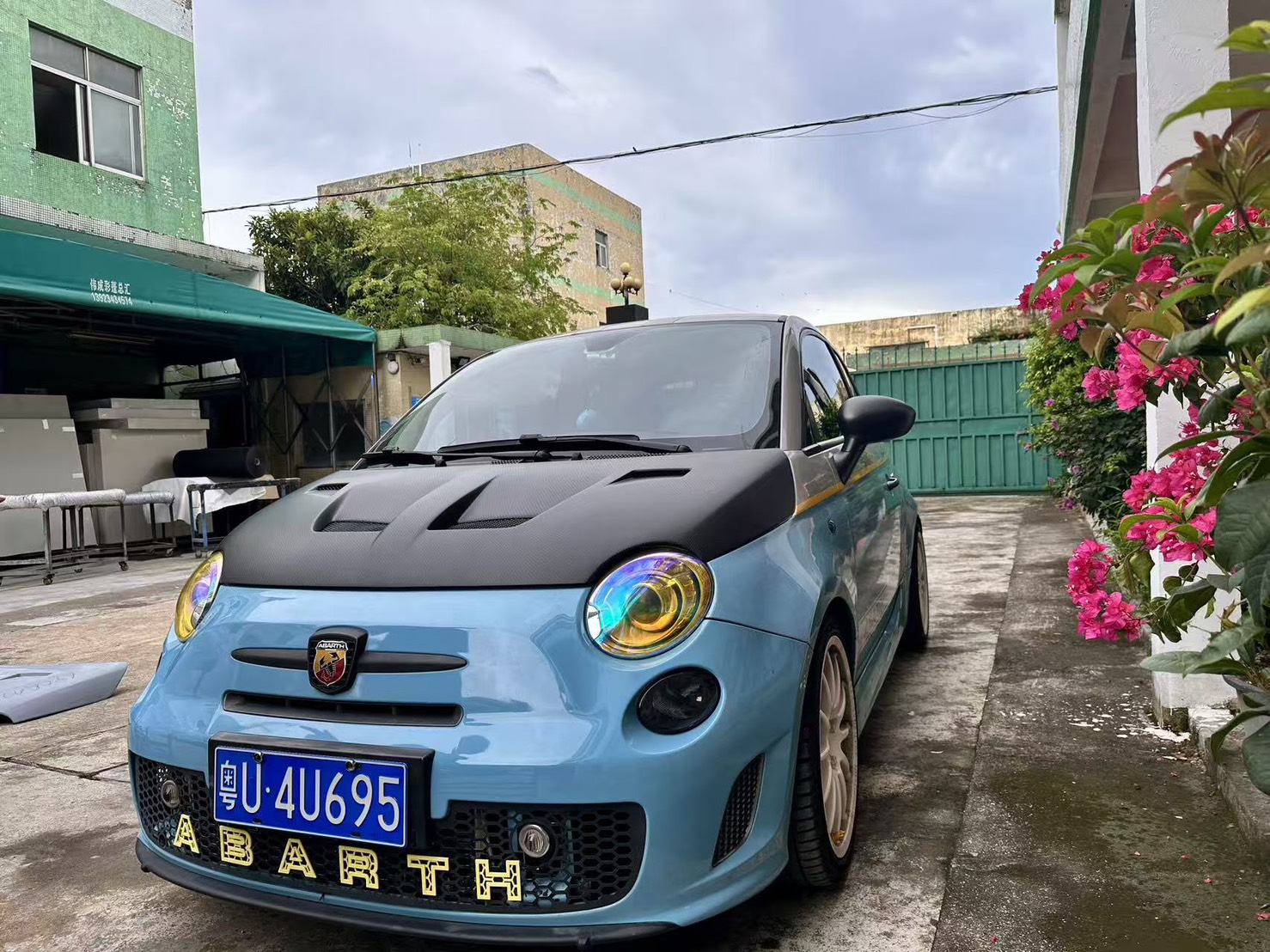 フィアット FIAT アバルト595 アバルト695 カーボンボンネット BOND ボンド 葛飾 東京都 カスタム