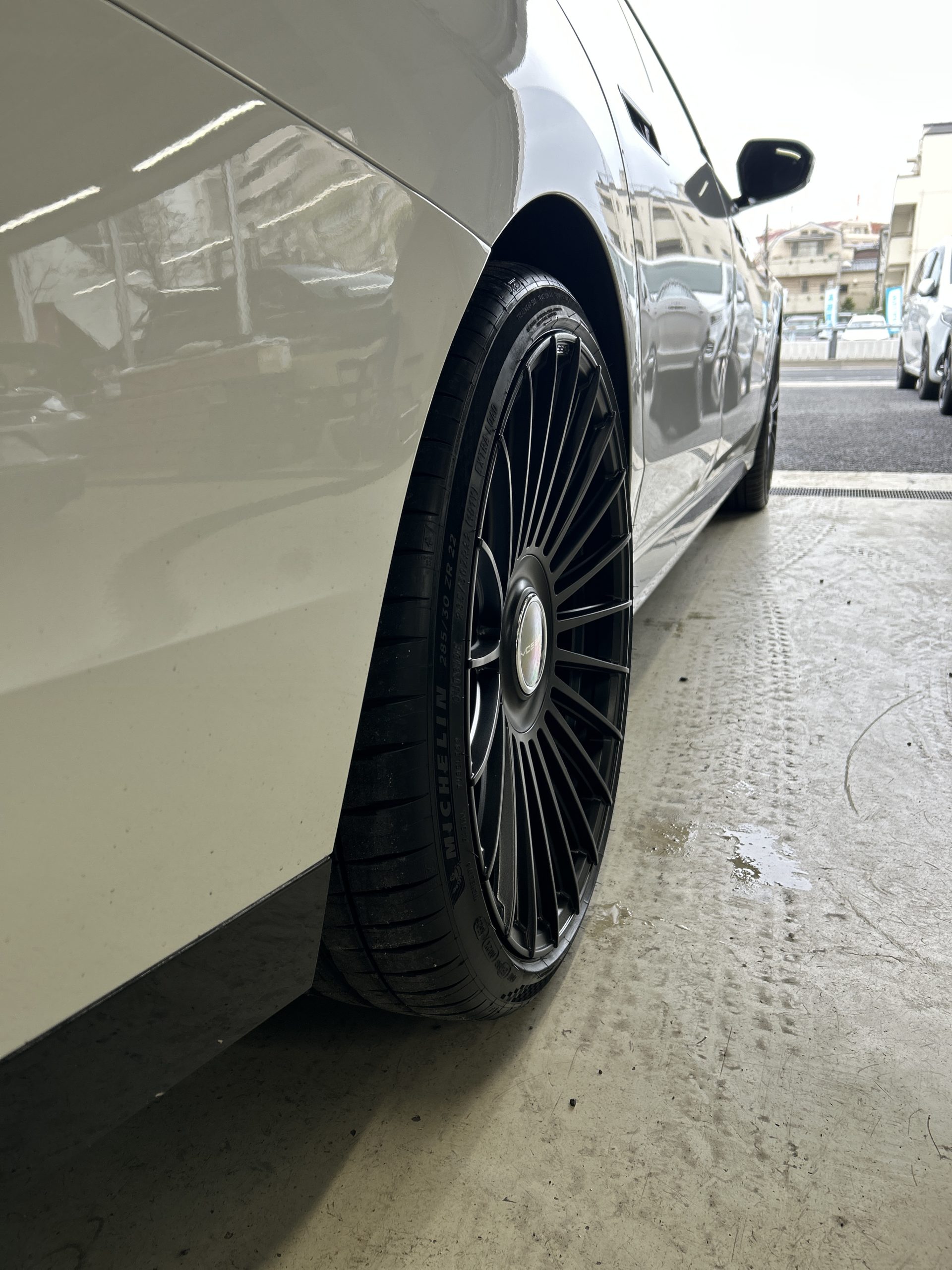 BMW G70 740i ホイール VOSSEN HF-8 22インチ BOND 葛飾 東京